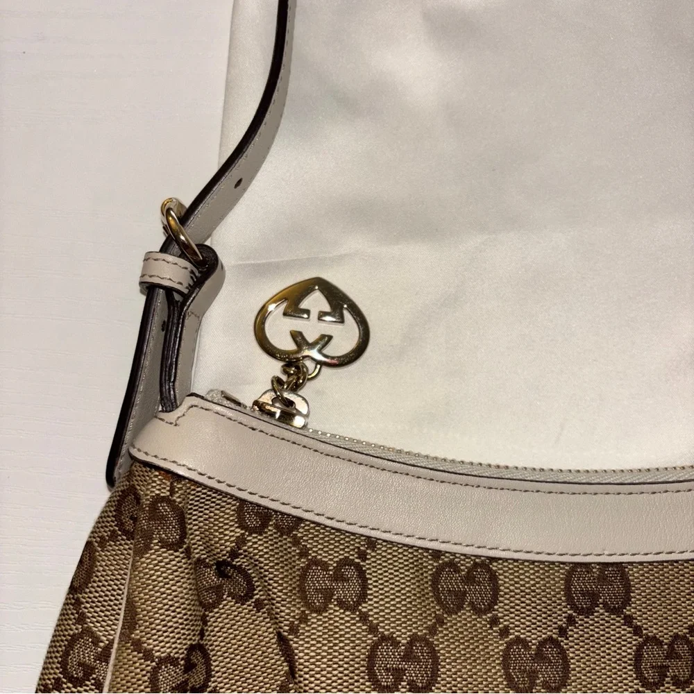 Gucci Beige Brown GG Canvas Shoulder Bag with Ivory Trim - Picture 3 of 11